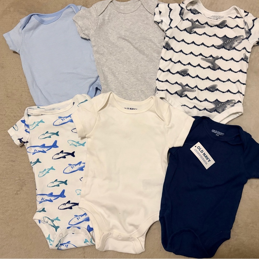 6 pack of 3-6 month body suits